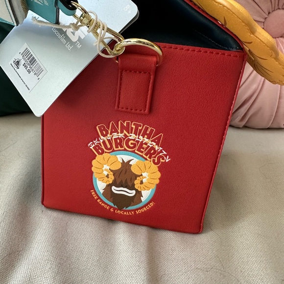 ๐ Star Wars Red Bantha Burgers Bag +FREE GIFT! - Picture 3 of 7